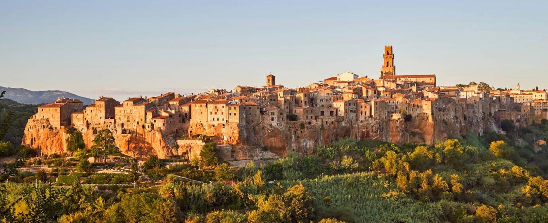 Discover the quaint old town of Pitigliano, which dates back to the Middle Ages