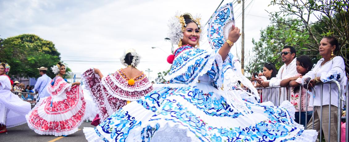 Panama Dancers