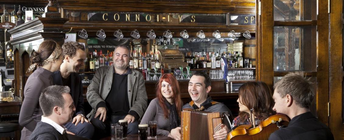 Fun gathering in an Irish pub! Credit Ireland Tourism Board