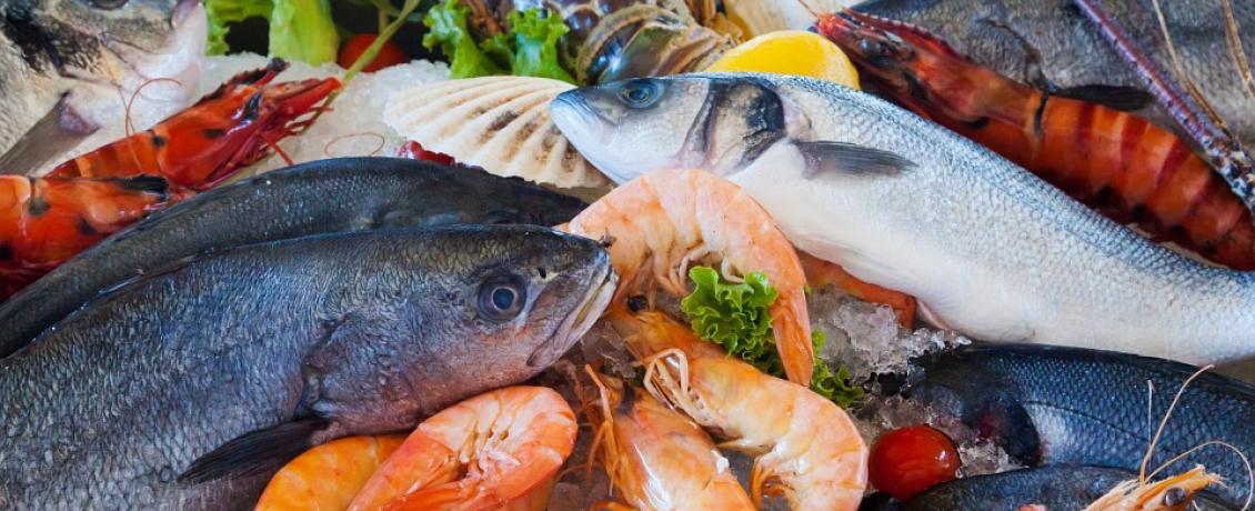 Enjoy seafood delicacies on the east coast 
