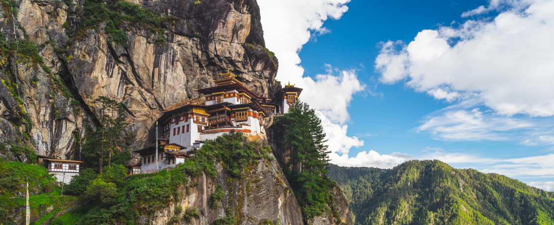 Hike to the legendary Tiger’s Nest
