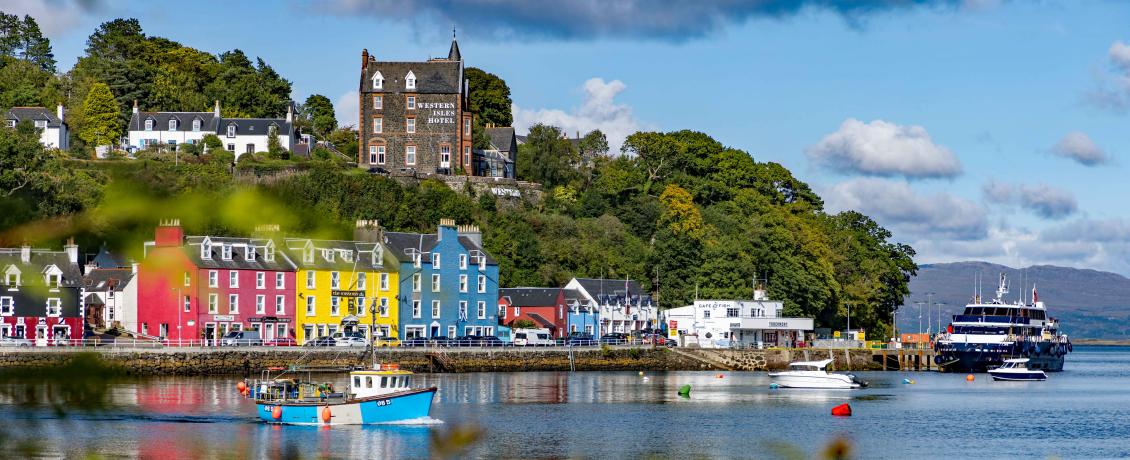 Lord of the Glens in Tobermory. Credit Hebridean Island Cruises.