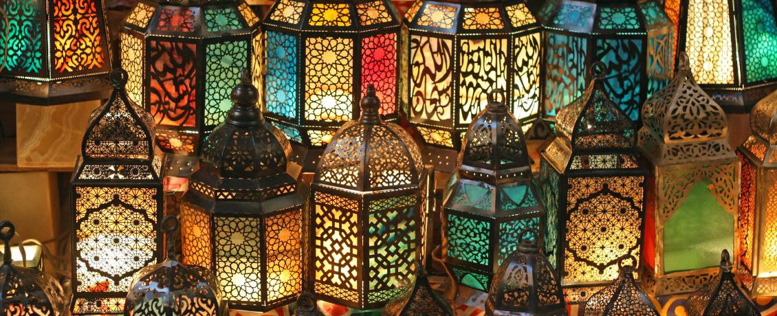 Lamps in Egypt market