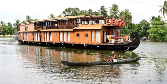 MV Vaikundam