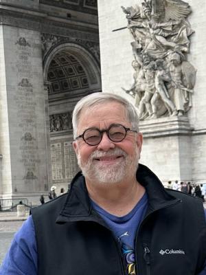 Profile picture for user Peter Holmes